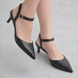 *NWT* Dream Pairs Kitty Heels Black Brand-New Size 6